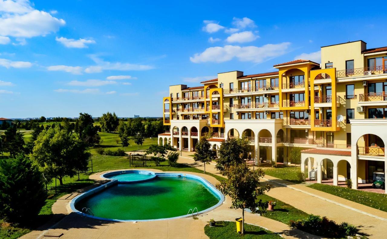 בלצ'יק Lighthouse Golf Resort, 75 Mp2, With Balcony מראה חיצוני תמונה